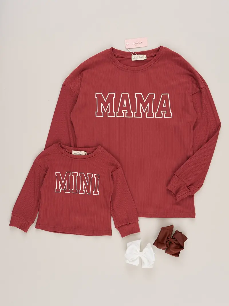 Berry-Themed Mom And Child Ribbed Matching Shirts 1