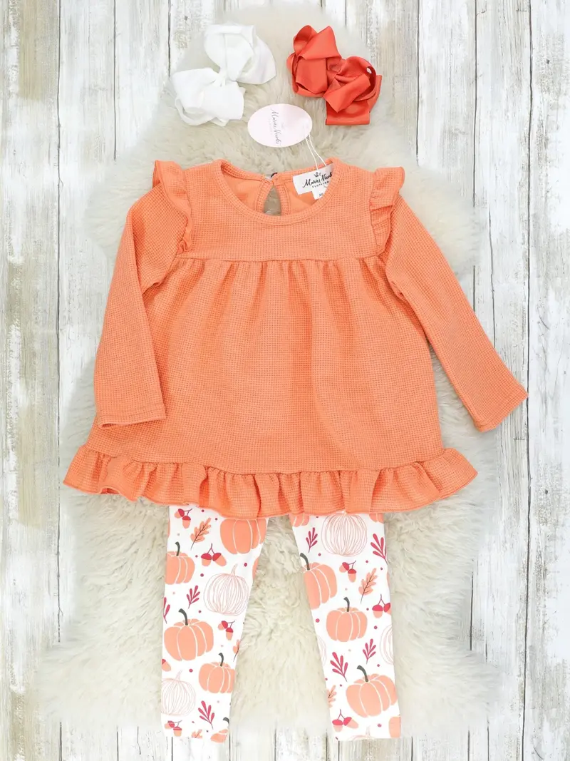 Cream And Orange Pumpkin-Themed Coordinated Outfit 1
