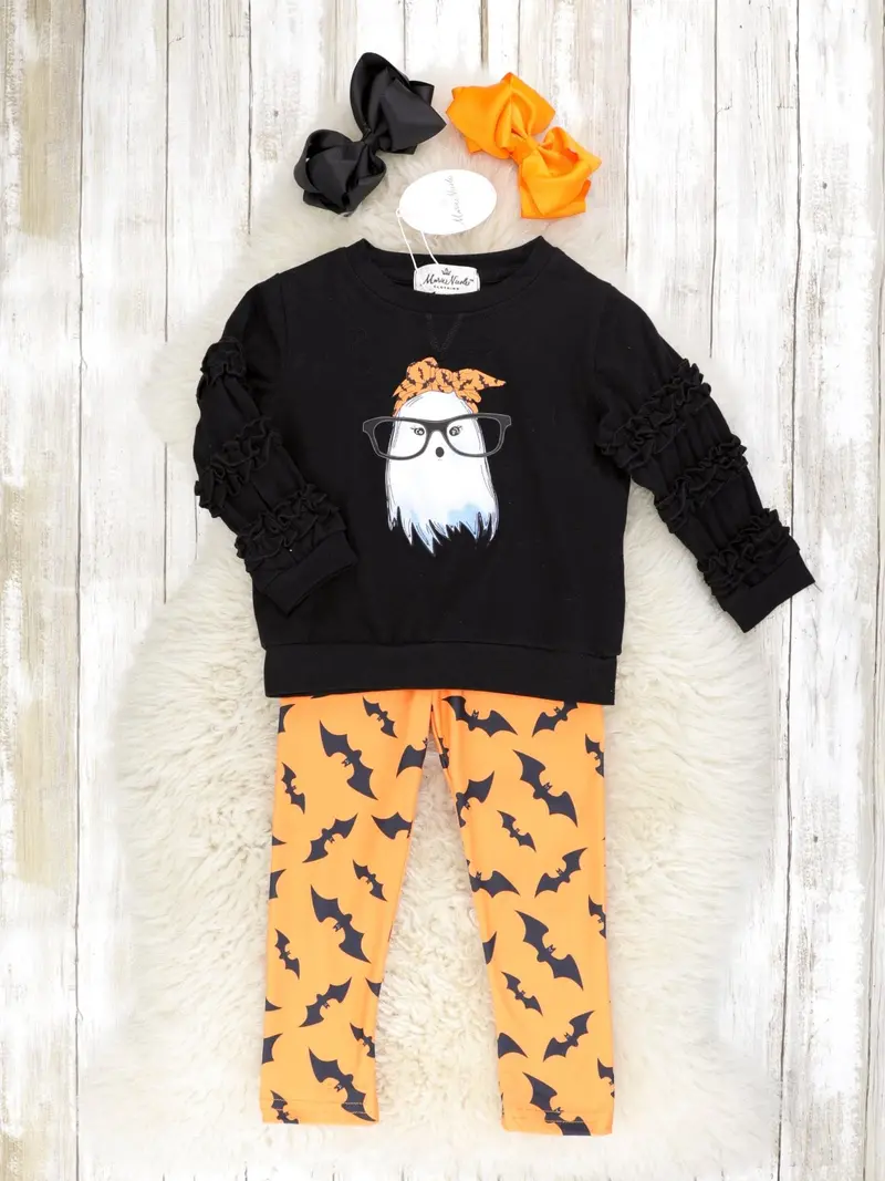 Ghost And Bat Bandana-Themed Ruffle Top And Bottoms Set 1