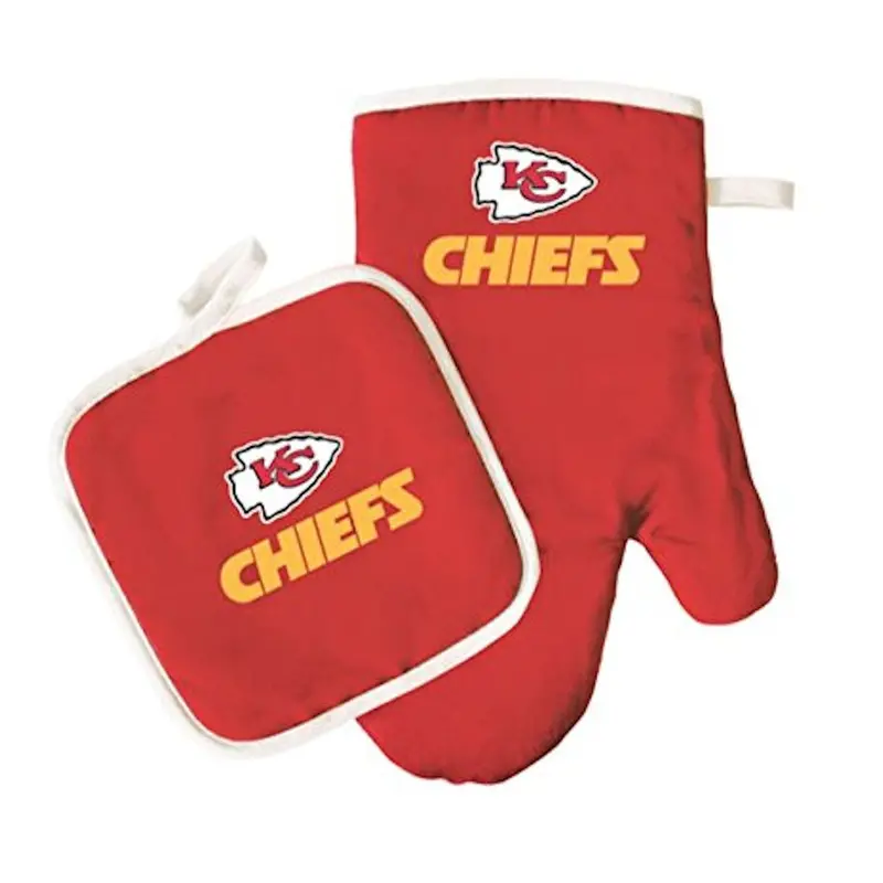 Kansas City Chiefs Flame-Resistant Oven Mitt & Pot Holder Pair 1