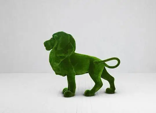 Large Standing Lion Topiary – Statement Piece For Gardens And Estates 1