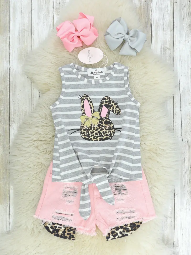 Leopard Bunny-Themed Tank And Distressed Denim Set 1
