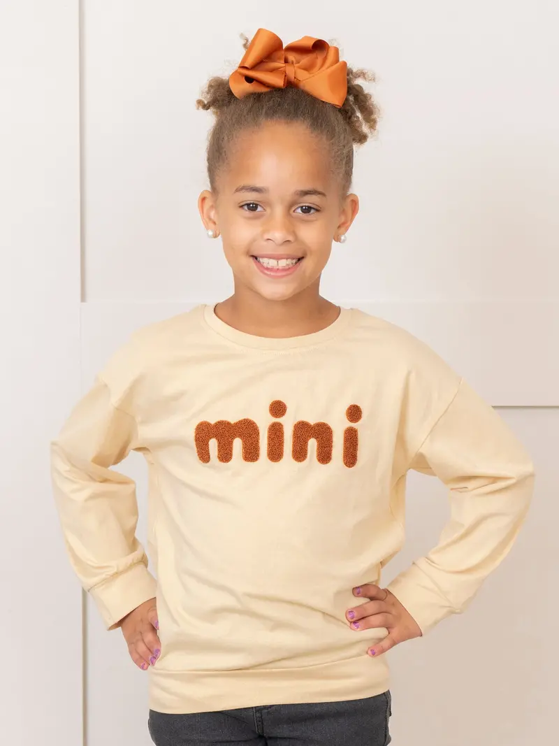Minimalist Beige "Mini" Short-Sleeve Top 1