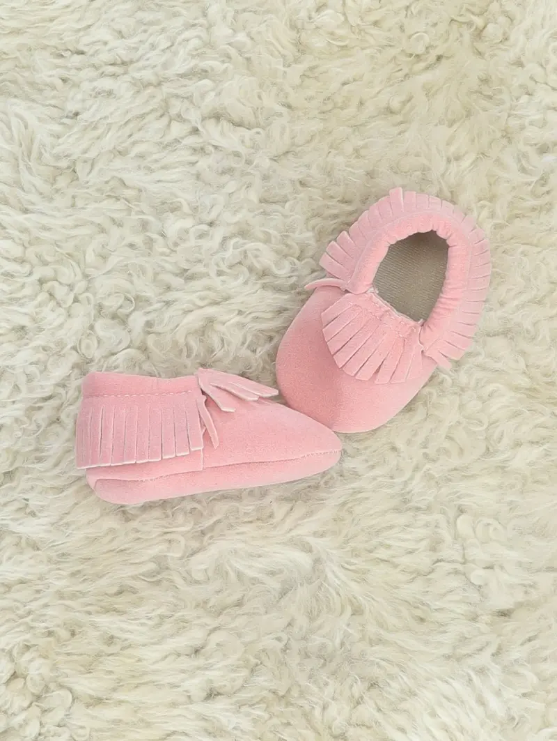 Pink Fringe Detail Moccasin Shoes For Toddlers 1