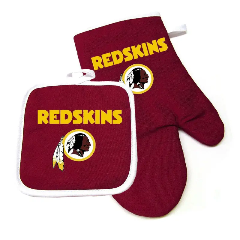 Washington Commanders Nfl-Themed Oven Mitt And Insulated Pot Holder Set 1