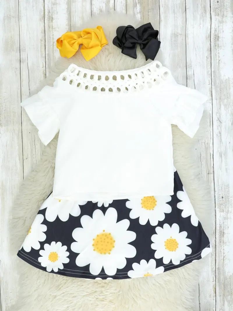 White Top And Daisy-Print Skirt Outfit 1